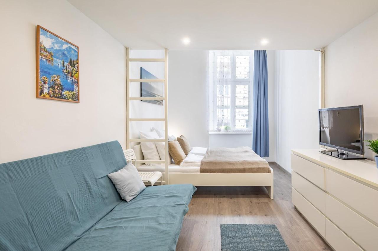 Simple And Central A C Home Budapeste Exterior foto